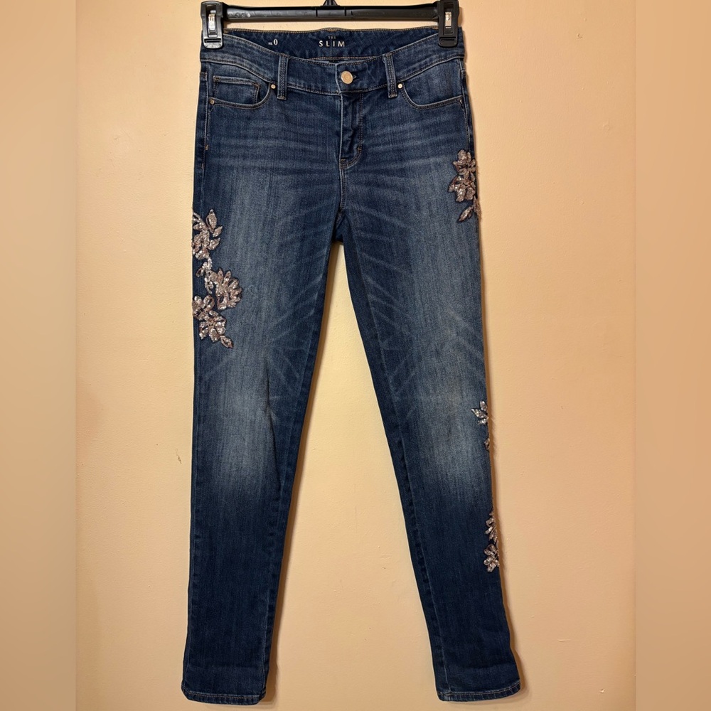 White House black market Embroidered Blue Women's skinny Jeans